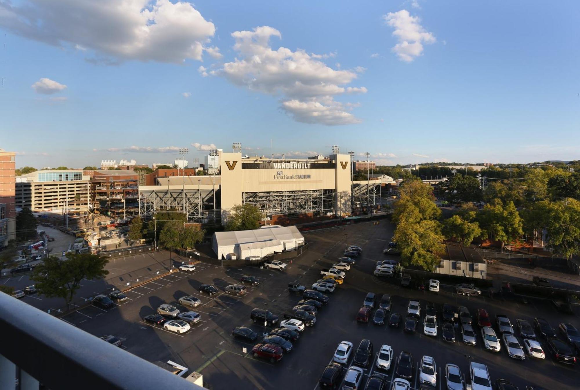 Holiday Inn Nashville - Vanderbilt - Dwtn By Ihg Hotel